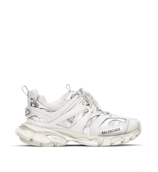 Balenciaga trackled